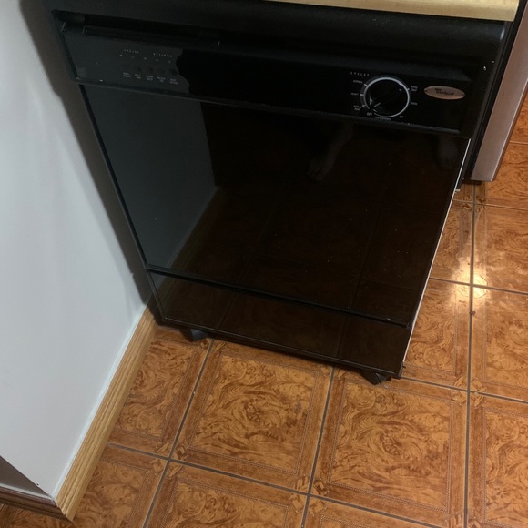 Dishwasher - Picture 3 of 3